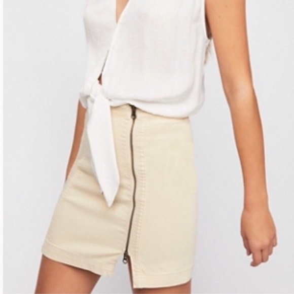 Free People Dresses & Skirts - Free People This Way or That mini skirt off-white 0